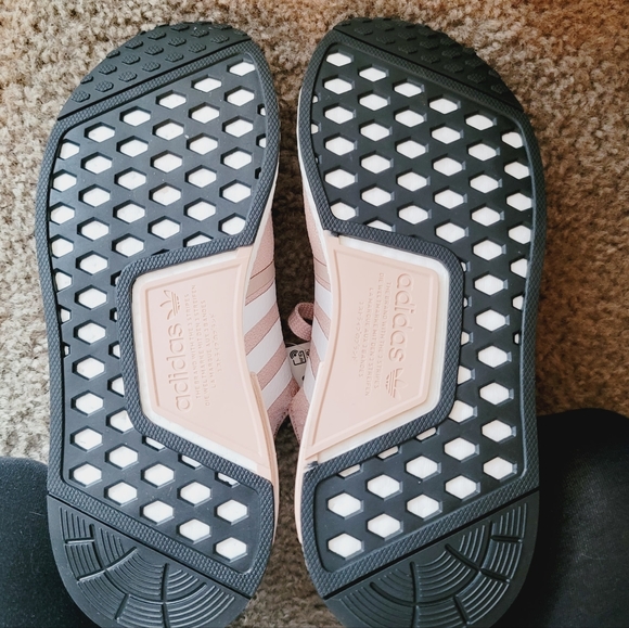Adidas Originals NMD R1 Women's Size 7.5 Sneakers. New - Picture 7 of 11